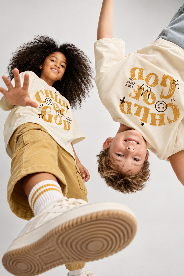 [PRÉ-VENDA] Kit Child of God - T-shirt Unissex + Garrafinha personalizável