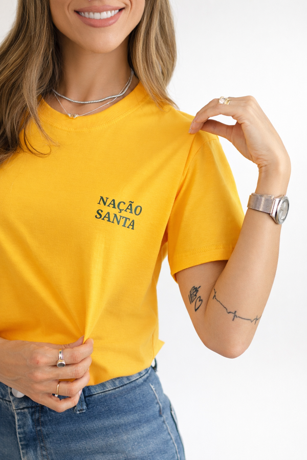 T-shirt Infantil Unissex Nação Santa - Amarela