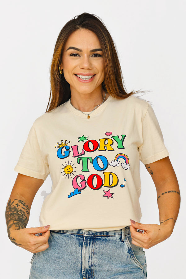 T-shirt Glory To God da A MARCA vestida, caimento confortável e estética atemporal