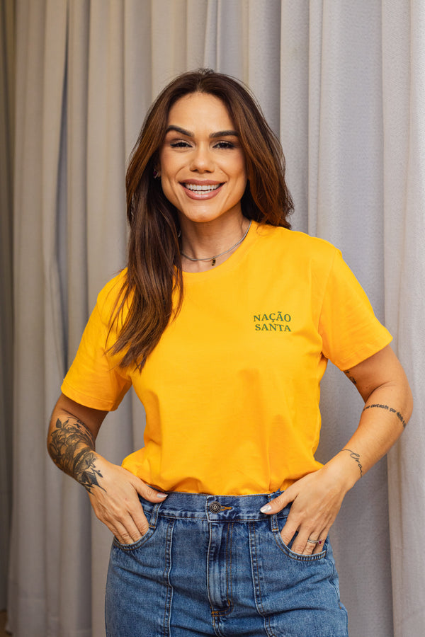 T-shirt Unissex Nação Santa - Amarela