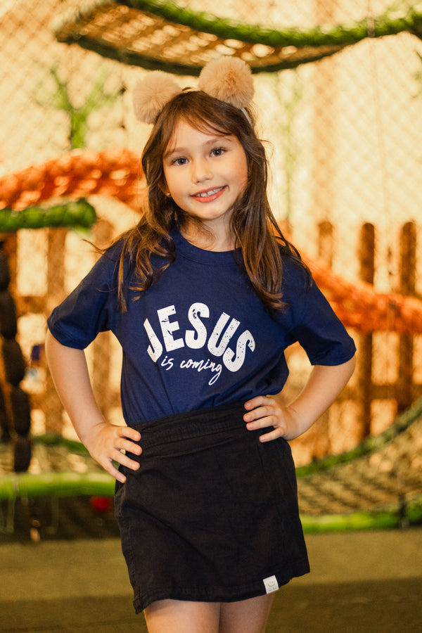 Camiseta cristã infantil Jesus Is Coming — A MARCA