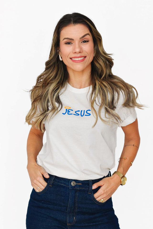 T-shirt Jesus premium da A MARCA com estampa tipográfica central e design minimalista