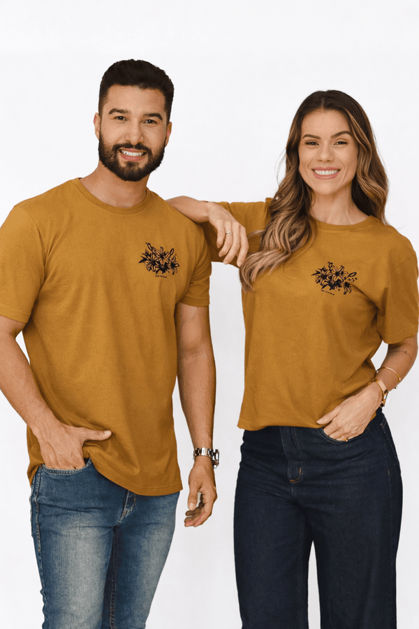T-shirt Unissex - Lírios - A Marca